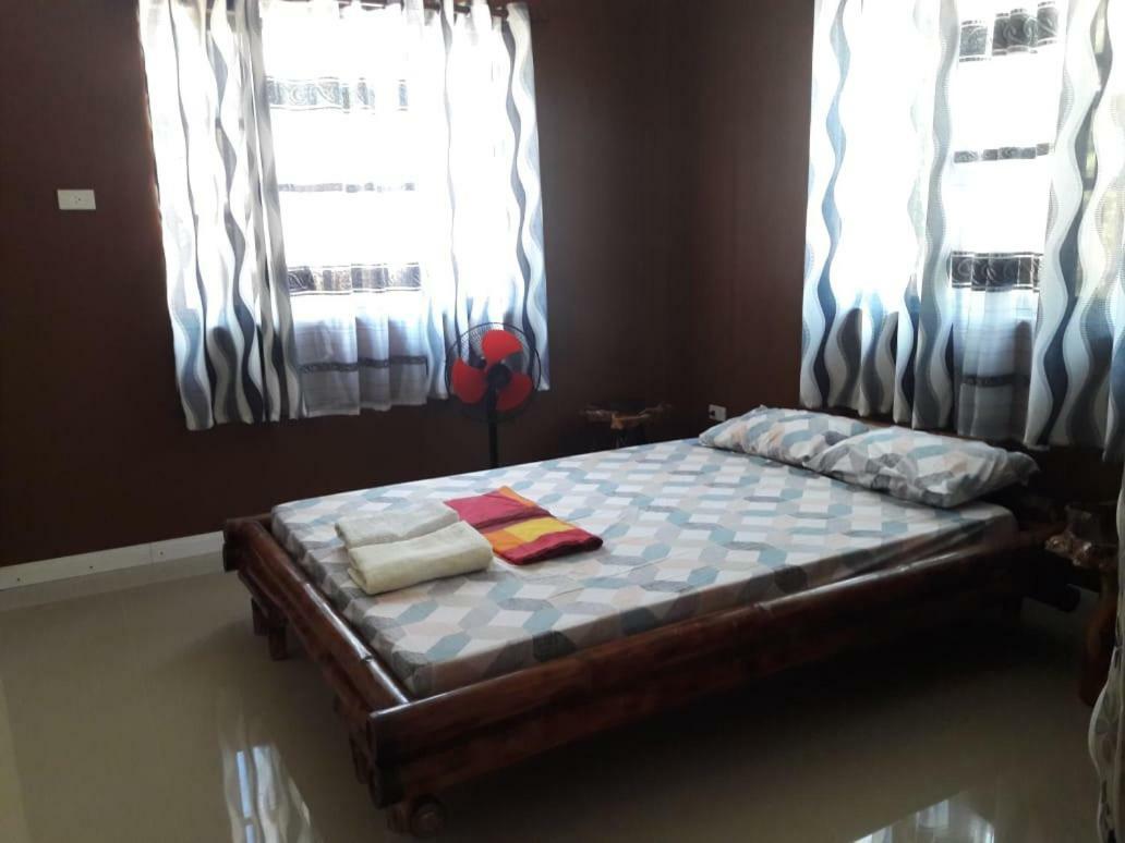 Bed and Breakfast House Of The Rising Sun Ibajay Exterior foto